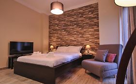 Studio 20